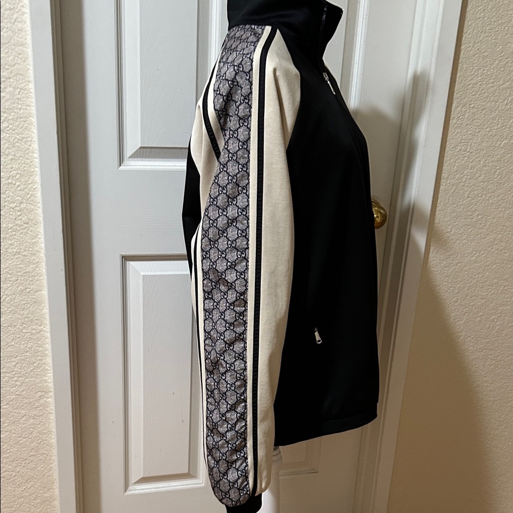 Gucci Black and Cream Bomber Technical Jacket - Picture 4 of 16